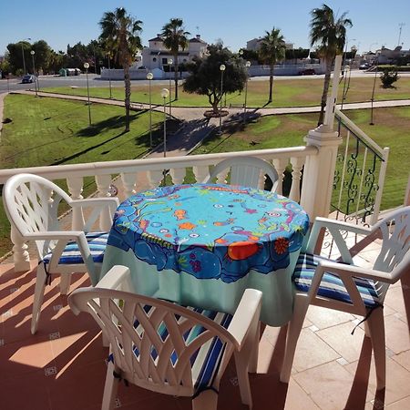 Confortable Apartamento Con Vistas Al Mar Torrevieja Exterior photo